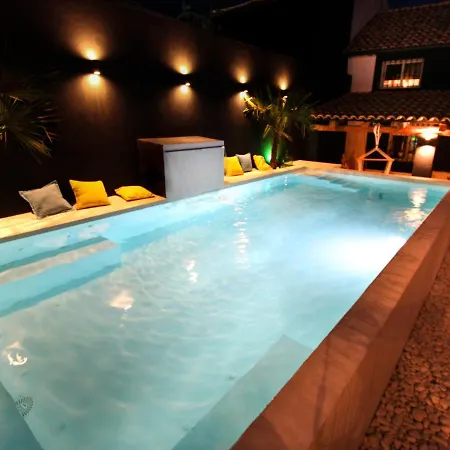 The Hamlet By Xuq Group Villa Cenizate