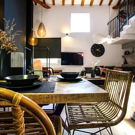 The Hamlet By Xuq Group Villa Cenizate